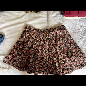 Floral skater skirt 🌼